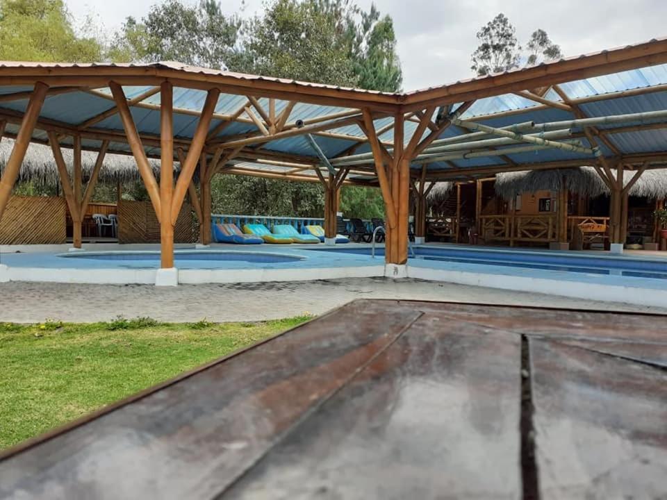 Hosteria La Chorrera Quito Exterior photo
