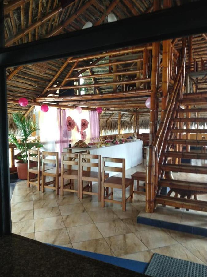 Hosteria La Chorrera Quito Exterior photo